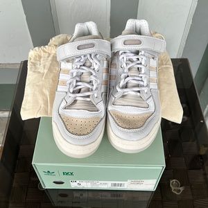 IVY PARK adidas Forum Low (brand new)